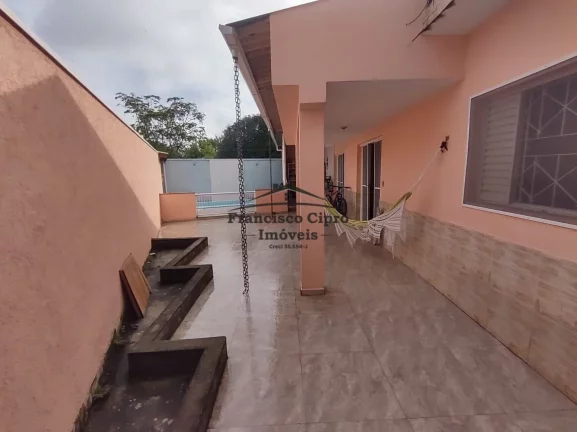 Imagem Casa à venda no bairro Jardim Ícaro - Guaratinguetá/SP