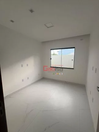 Imagem Casa com 3 dormitórios à venda, 175 m² por R$ 650.000 - Nova São Pedro - São Pedro da Aldeia/RJ