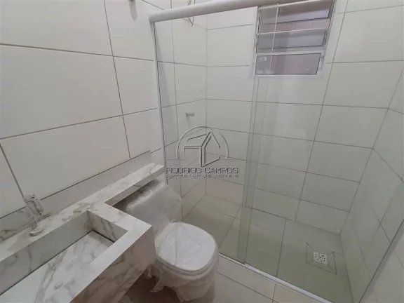 Imagem Espaçosa Casa Térrea à Venda no Ocian, Praia Grande - 3 Quartos e Churrasqueira