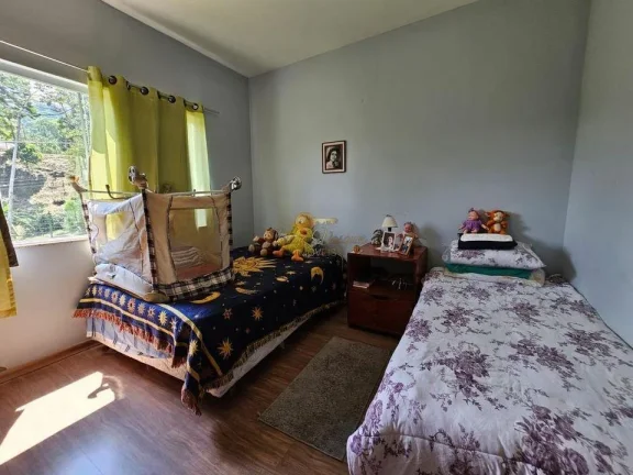 Imagem Casa em Condomínio para Venda em Teresópolis / RJ no bairro Vargem Grande
