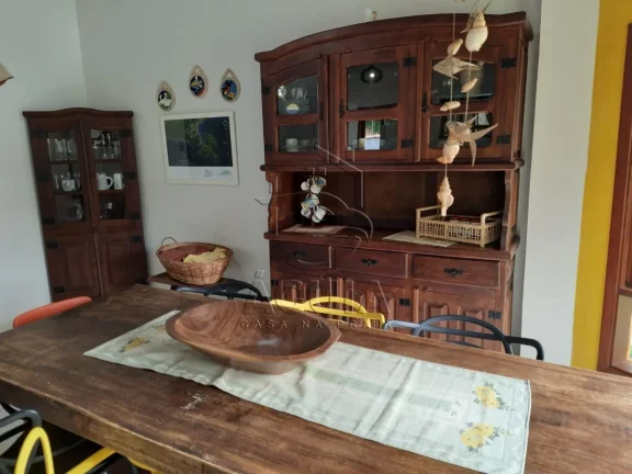 Imagem Linda casa no condomínio Pedra Verde a 150 metros da praia do Lázaro em Ubatuba!