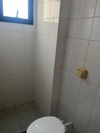 Imagem Apresentamos uma oportunidade imperdível para quem busca Imóveis à venda Guarapari. Este espaços...