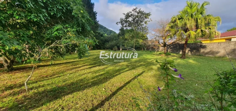 Imagem Terreno amplo para sua casa alto padrão em Santa Maria!