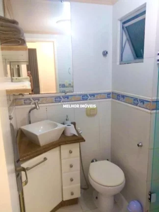 Imagem Apartamento á venda com 2 dormitórios e 1 vaga privativa no Centro de Balneário Camboriú