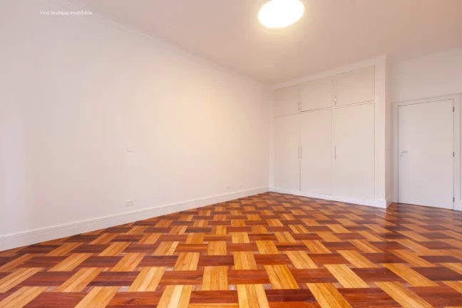 Apartamento com 3 Quartos à Venda,  em Cerqueira César - São Paulo