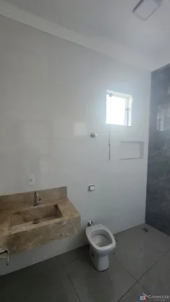 Imagem Casa à Venda no Bairro Barreiro – Patos de Minas | 2 Quartos (1 Suíte), R$250 mil
