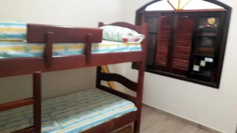 Imagem CASA LADO PRAIA - TODA REFORMADA - 3 DORMITORIOS S/UMA SUITE