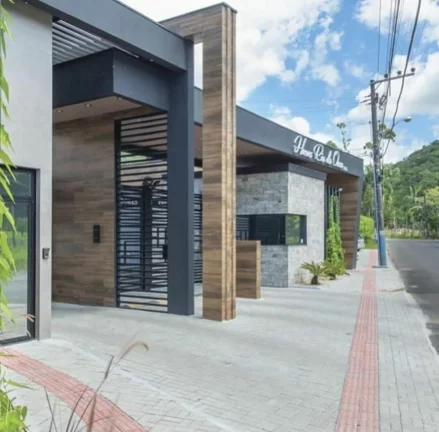 Imagem 4 Suítes, 350m2, Bairro Ariribá - Balneário Camboriú/SC