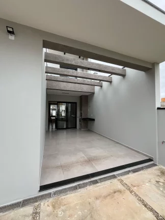Imagem Casa Moderna com 3 Suítes, Espaço Gourmet e Condomínio Reserva dos Ypês II!