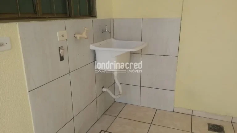 Imagem Linda Casa com Suíte à Venda no Grajaú – Maringá/PR Casa Moderna com 3 Quartos