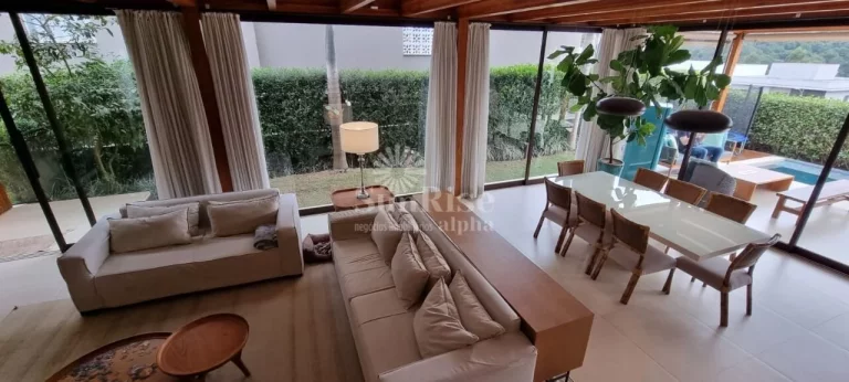 Imagem Casa á venda mobiliada com 4 suítes - AlphavilleTamboré 11 - R$4.970.0000 - Santana de Parnaíba/SP