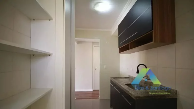 Imagem Apartamento com 3 dormitórios e 2 banheiros em Vila das Mercês/SP!