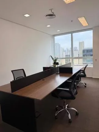 Imagem Conjunto Comercial para Alugar, 96m², 3 Vagas na Berrini - Ed. Itamaracá