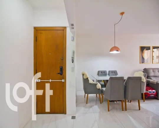 Imagem Apartamento reformado em Higienópolis com 2 quartos ( 1 suíte ) e 2 vagas, 81m²