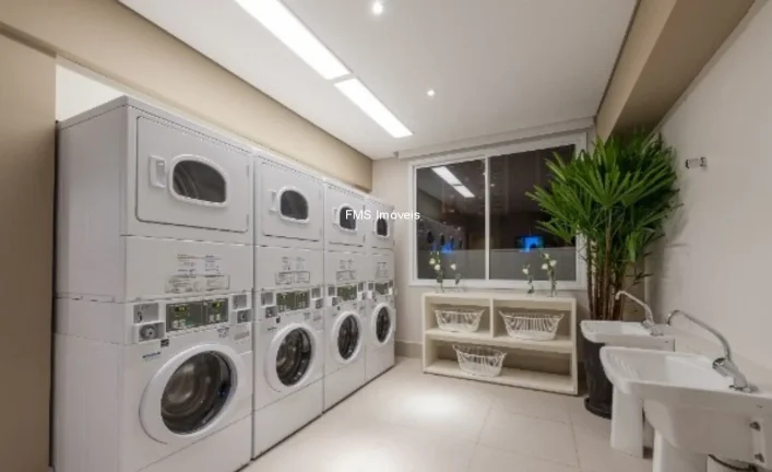 Imagem Apartamento para locação na Consolação, São Paulo-SP: 1 quarto, 1 sala, 1 banheiro, 1 vaga de garagem, 50m² de área.