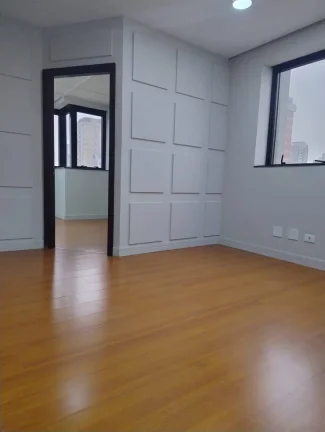Imagem Conjunto Comercial no Edifício Cenpre