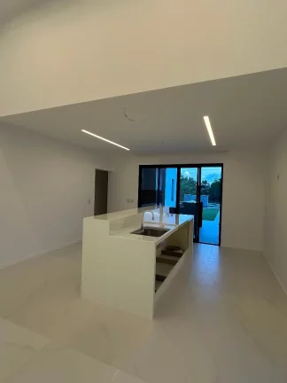 Imagem Cassa linear virada para a mata