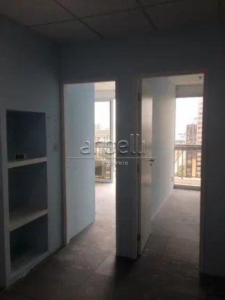 Imagem Sala comercial recém reformada no decimo sétimo andar, com 42 metros quadrados, com 1 banheiro, co...