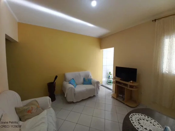 Imagem Confortável Casa Geminada 2 Dormitórios Sendo 1 Suíte a Venda em Peruíbe. No Precinho!!!
