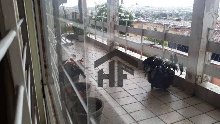 Imagem Casa à venda, com 6 Quartos, localizado em Cajueiro, Recife - Pernambuco.