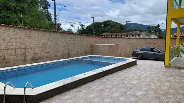 Imagem Sobrado com 3 dormitórios à venda, 174 m² por R$ 800.000,00 - Balneário São João Batista II - Peruíbe/SP