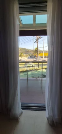 Imagem Apartamento Térreo Reformado de 2 Quartos em Campo Grande