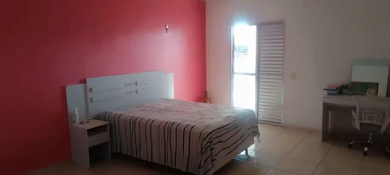 Imagem Casa com 3 dormitórios à venda, 167 m² por R$ 350.000,00 - Jardim Varan - Suzano/SP