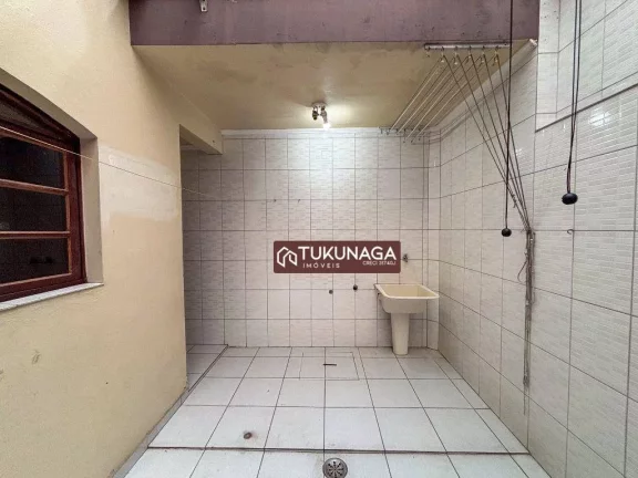 Imagem Sobrado com 3 dormitórios à venda, 182 m² por R$ 750.000,00 - Vila Galvão - Guarulhos/SP