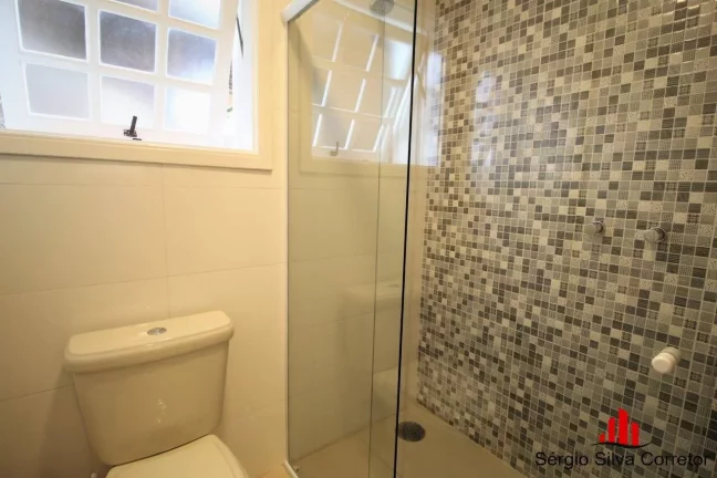 Imagem Casa com 3 Quartos à Venda, 272,00 m² VILA TELMA, Centro Campos do Jordão.