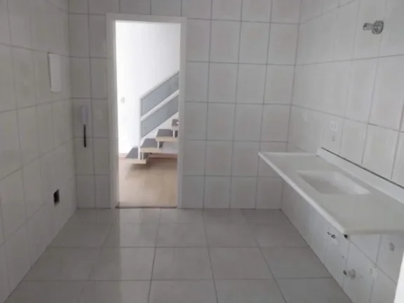 Imagem Casa em condomínio para Venda por R$365.000,00 com 86m², 2 dormitórios, 1 suite e 2 vagas - Itaim paulista, São paulo / SP - Cód. BDI37426
