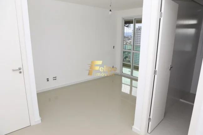 Imagem COBERTURA DUPLEX A UMA QUADRA DA PRAIA, SIMPLESMENTE INCRÍVEL!!