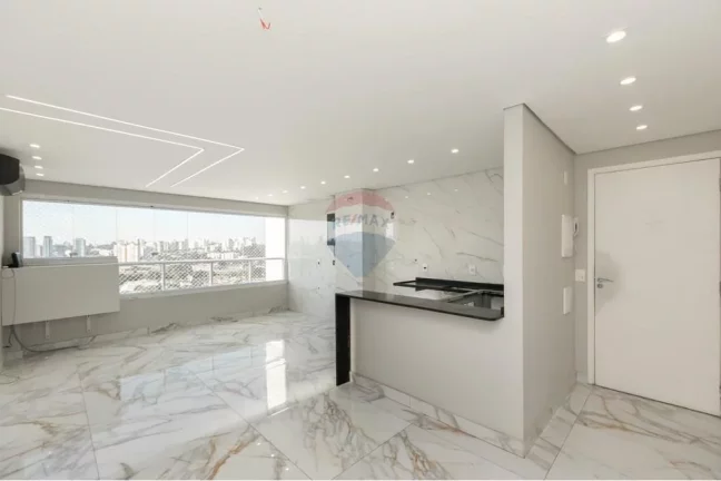 Imagem Apto com living ampliado, 2 dorms e vaga coberta