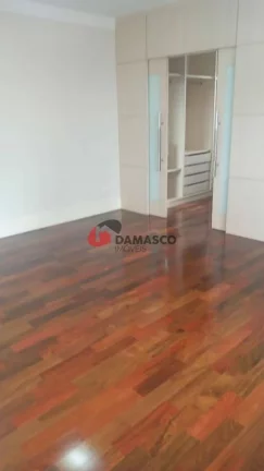 Imagem Sobrado à venda 3 Quartos, 3 Suites, 6 Vagas, Cerâmica, São Caetano do Sul - SP