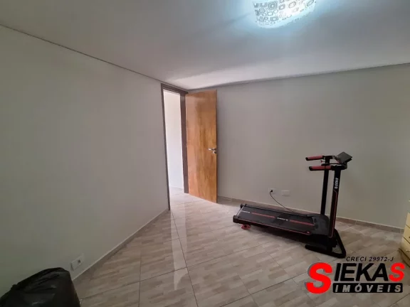 Imagem Imperdível oportunidade: Casa à venda em São Paulo-SP, na Vila São Geraldo, com 3 quartos, 1 suíte, 1 sala, 2 banheiros, 3 vagas de garagem e 160m² de área!