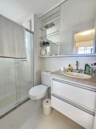 Imagem Apartamento de 2 suítes no Costa Azul, Salvador-BA, 75,92m², varanda ampla, vista mar, porteira fechada. Venha conferir!