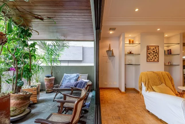 Imagem Imperdível oportunidade de investimento: Apartamento de 2 quartos na Vila Nova Conceição, São Paulo-SP com 154,00m² e 2 vagas.