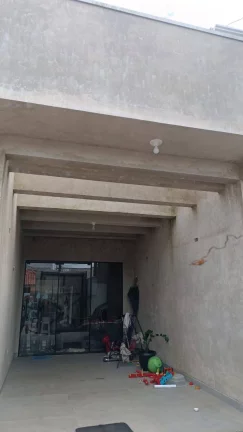 Imagem Terreno no Sitio Cercado com casa não averbada em fase de acabamento