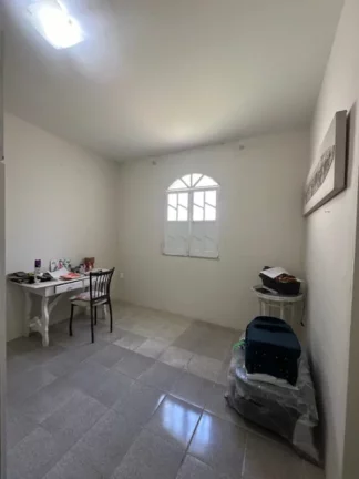 Imagem A 5ª Avenida Imóveis apresenta esta bem localizada CASA TÉRREA, c/ 3 Suites + anexo, ideal p/ fins RESIDENCIAL e ou COMERCIAL, melhor ponto da Pituba