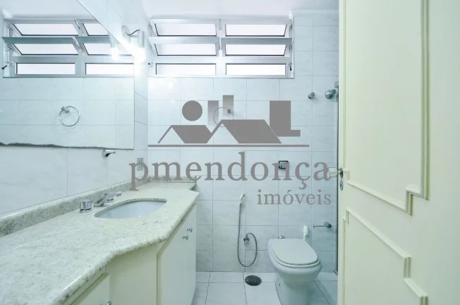 Imagem Apartamento em Higienopolis com 3 quartos (1 sui­te) e 1 vaga, 209m²