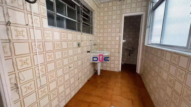 Imagem Apartamento com 3 dormitórios à venda, 140 m² por R$ 840.000,00 - Ponta da Praia - Santos/SP