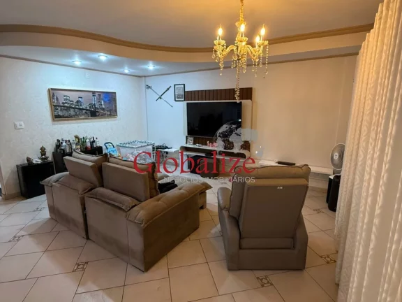 Imagem Casa triplex com 5 dormitórios no Campo Grande em Santos po R$ 2.140.000,00