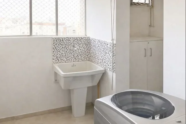 Imagem Este apartamento mobiliado está localizado em São Paulo e oferece uma excelente oportunidade para ...
