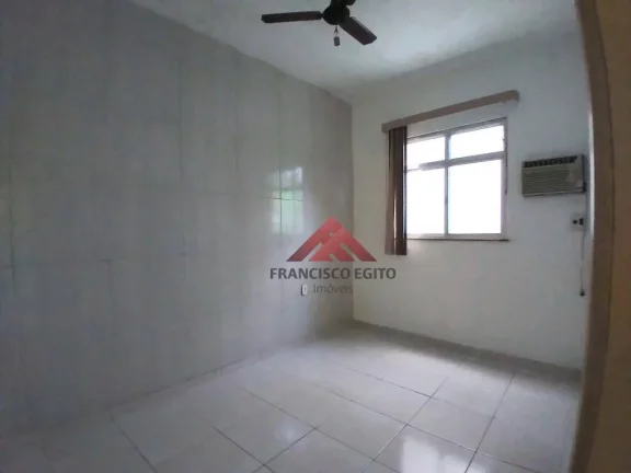 Imagem Casa com 2 dormitórios à venda, 150 m² por R$ 350.000,00 - Camarão - São Gonçalo/RJ