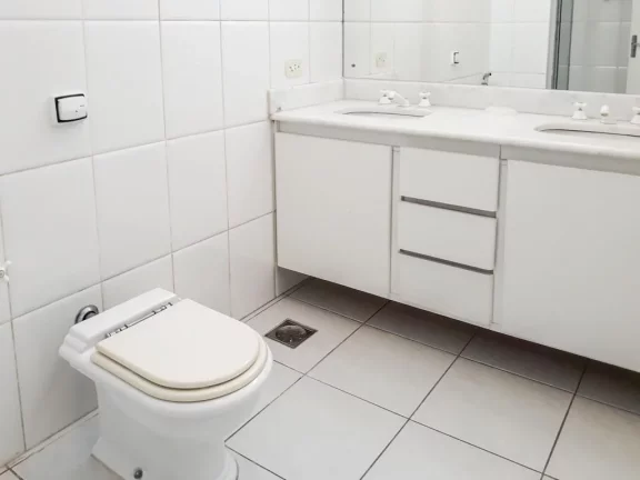Imagem Apartamento com 4 dormitórios, 220 m² - venda ou alugueL - Pitangueiras - Guarujá/SP