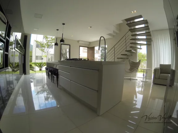 Imagem Casa em Condomínio para Venda em Balneário Camboriú / SC no bairro Barra