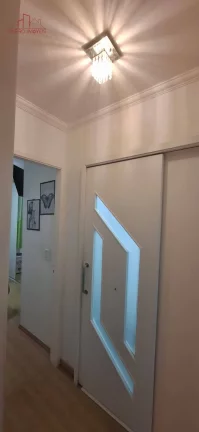 Imagem Casa impecável no condomínio Villa Bella Horto do Ypê