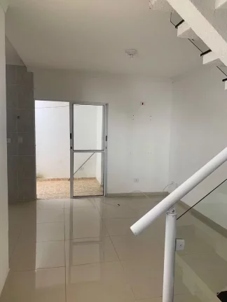Imagem Sobrado com 3 dormitórios à venda, 75 m² por R$ 400.000,00 - Jardim Casa Branca - Suzano/SP