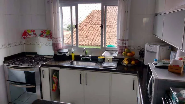 Imagem Sobrado com 243 m² 4 Suítes, 7 Vagas, Quintal com Churrasqueira