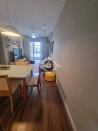Imagem Apartamento de 2 Quartos para Venda na Barra da Tijuca com 90 m²
