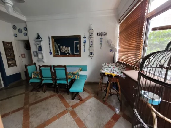 Imagem PITANGUEIRAS – CALÇADÃO, AMPLO APARTAMENTO COM 90 M² ÚTEIS, 01 VAGA DE GARAGEM NO PRÉDIO, LOCALIZAÇÃO PRIVILEGIADA.